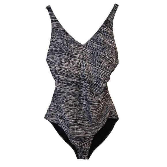 Speedo womens one piece swimsuit, black and white. Size 16.  # 816 - Picture 1 of 5